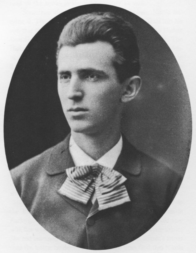 Photo de Nikola Tesla jeune